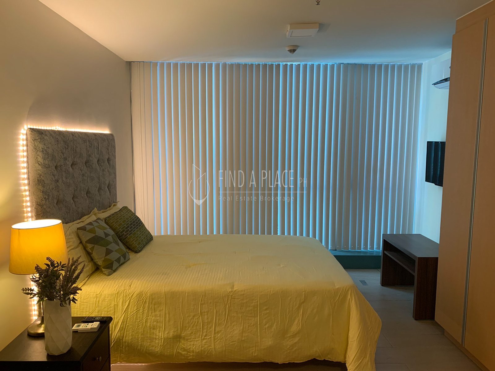 FOR RENT ONE UPTOWN RESIDENCE – 2 Adjacent Units (1-Bedroom each), Ideal for Airbnb
