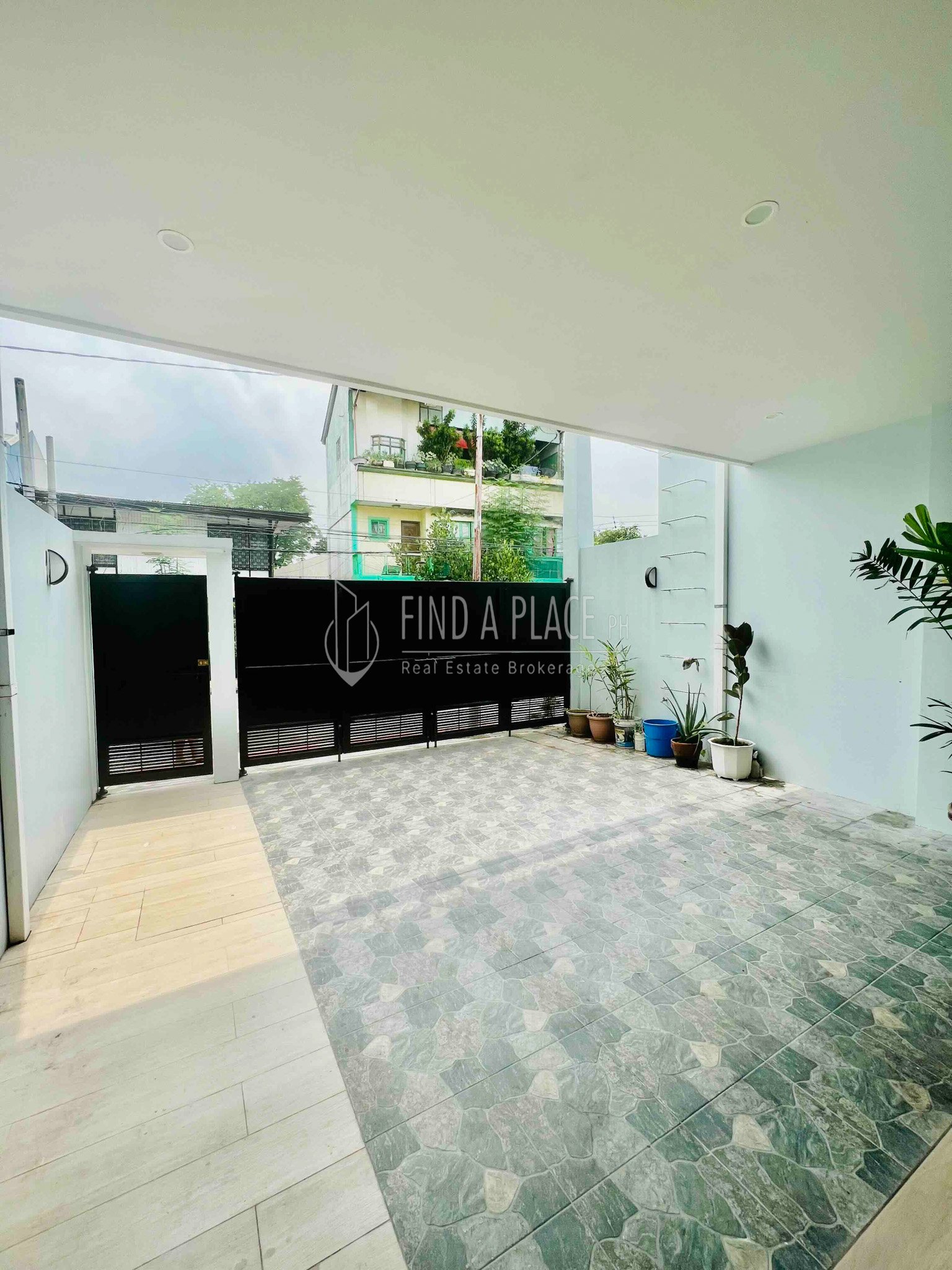 Property media 2